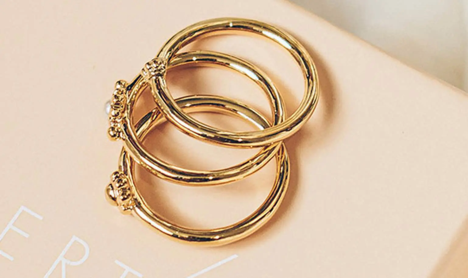 jess harper sunday blkj9enhw90 unsplash v2.jpg